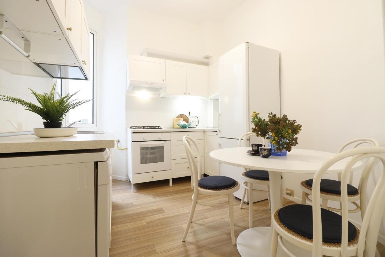 Ferienwohnung Casaviva - Splendido Quadrilocale A Genova Albaro Exterior foto